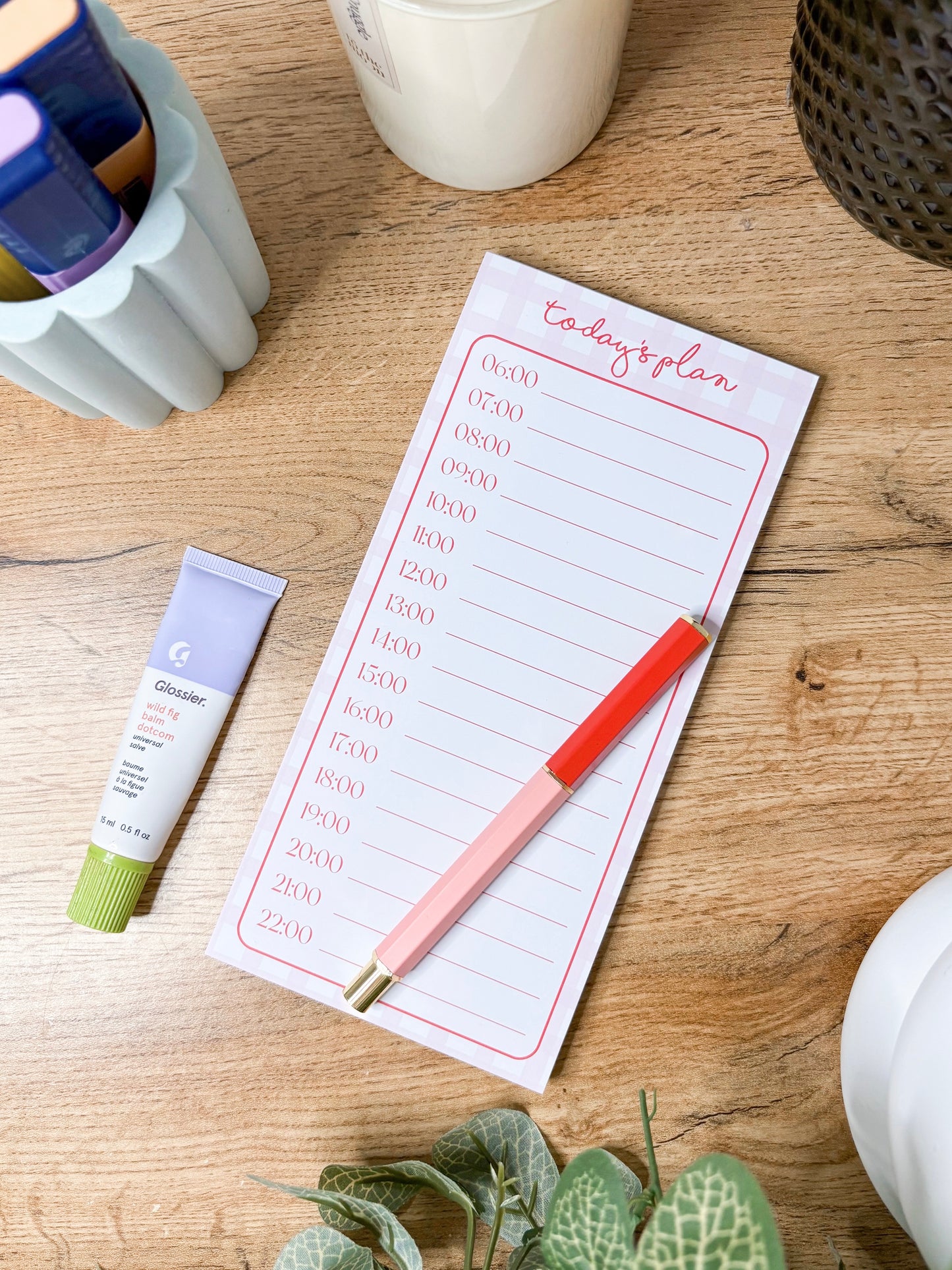 Stylish feminine daily time management notepad